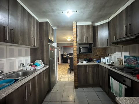 3 Bedroom Property for Sale in Hillcrest Heights Western Cape